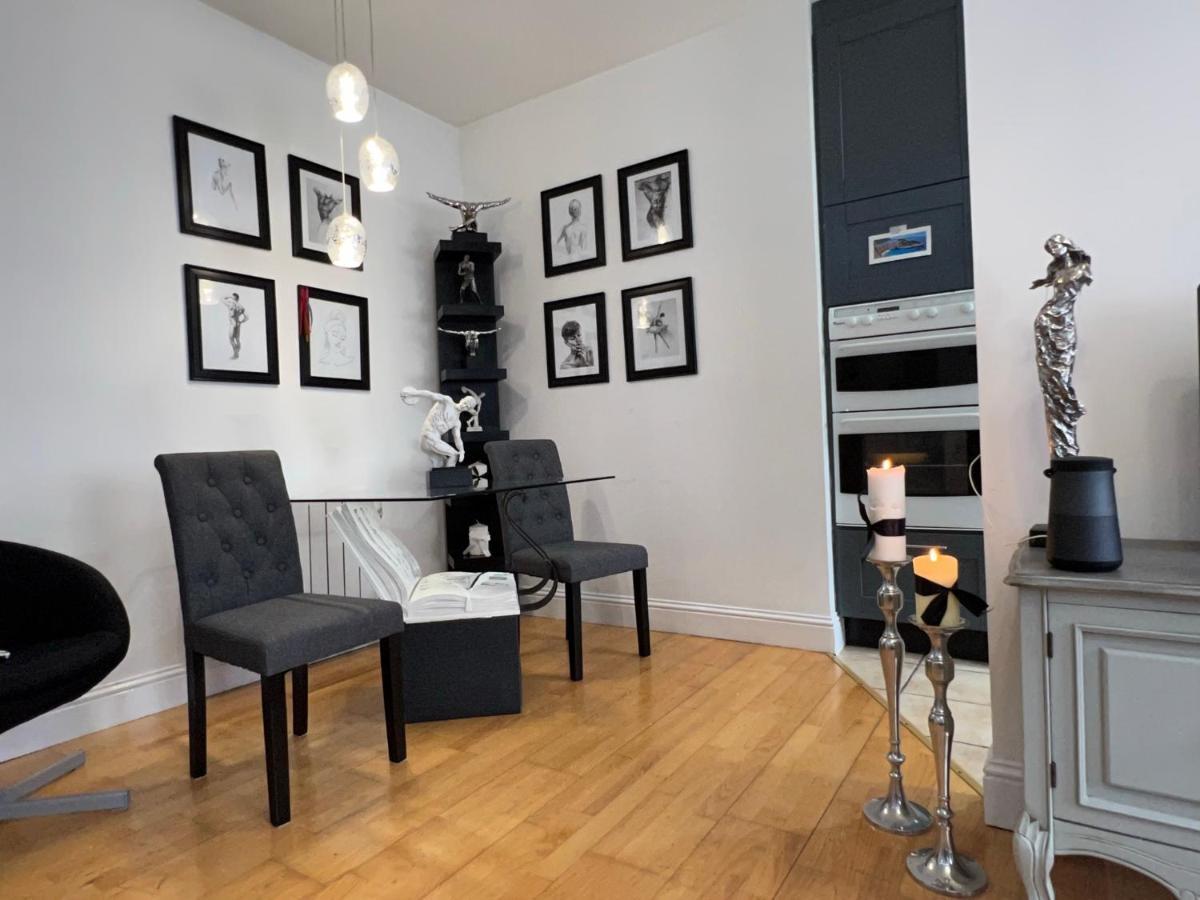 Lovely Apartment In Cork Eksteriør billede