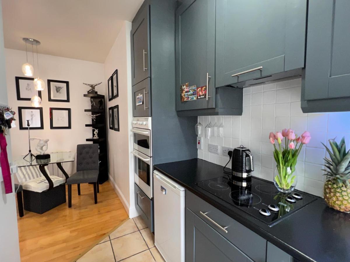 Lovely Apartment In Cork Eksteriør billede
